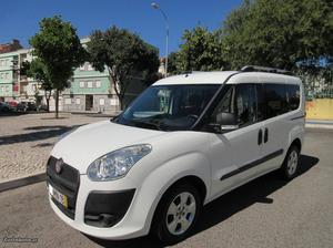 Fiat Doblo 1.3 M-JET 90cv Dezembro/11 - à venda - Ligeiros