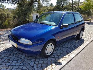 Ford Fiesta 1.8 D VAN Junho/98 - à venda - Comerciais /