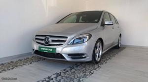 Mercedes-Benz B 180 BE Sport Aut. Maio/14 - à venda -