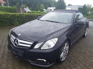 Mercedes-Benz E 220 CDI PACK AMG CABRIO Março/11 - à venda