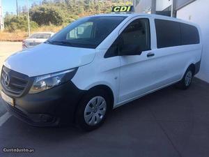 Mercedes-Benz Vito TOURER BLUETEC Maio/16 - à venda -