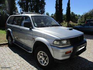 Mitsubishi Pajero TD 4X4 Sport Novembro/99 - à venda -