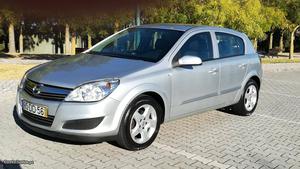 Opel Astra 1.3 CDTI Enjoy 5Luga Março/07 - à venda -