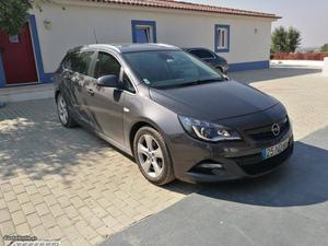 Opel Astra 2.0 cdti 165cv Julho/12 - à venda - Ligeiros