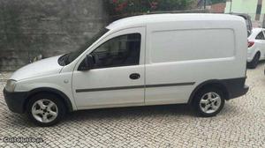 Opel Combo 1.7 Novembro/03 - à venda - Ligeiros