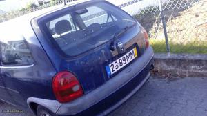 Opel Corsa 1.0 Dezembro/98 - à venda - Ligeiros