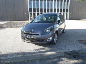 Renault Grand Scénic 1.5 DCi 110CV LUXE Novembro/11 - à