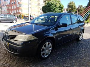 Renault Mégane 105 cv Julho/06 - à venda - Ligeiros