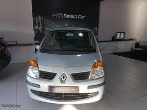 Renault Modus V AC 5 PORTAS Janeiro/05 - à venda -
