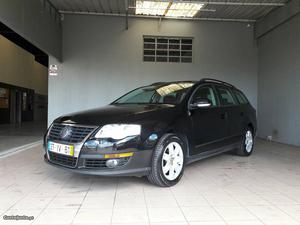 VW Passat 1.9 TDI 105 cv VARIANT TRENDLINE Maio/06 - à