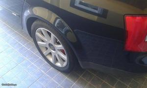 Audi A4 1.9 tdi 136 cv Maio/02 - à venda - Ligeiros