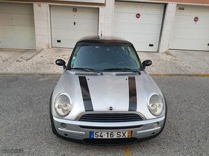 MINI Cooper 1.6 Gpl Janeiro/02 - à venda - Ligeiros