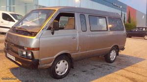 Nissan Vanette 2.0d Junho/90 - à venda - Ligeiros