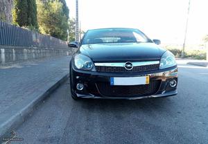 Opel Astra GTC Setembro/06 - à venda - Comerciais / Van,