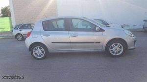 Renault Clio 1.2 Abril/06 - à venda - Ligeiros Passageiros,