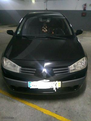 Renault Mégane 1.5 dci Julho/04 - à venda - Ligeiros