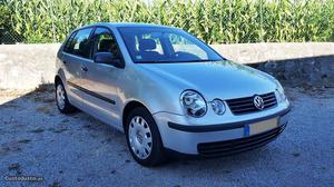 VW Polo 1.2 Confortline Maio/02 - à venda - Ligeiros