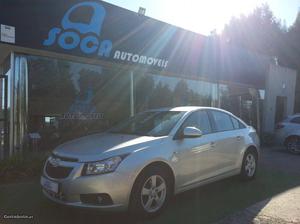 Chevrolet Cruze 1.6 LS Julho/11 - à venda - Ligeiros