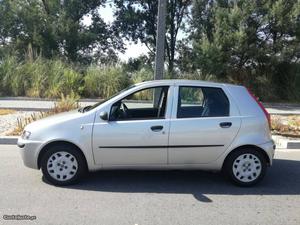Fiat Punto 1 registo  km Maio/02 - à venda -