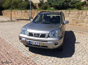 Nissan X-Trail 2.2 Elegance 4x4 Agosto/05 - à venda -