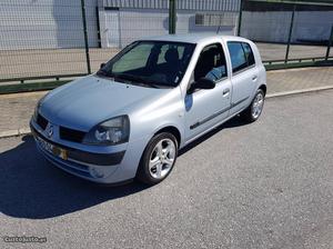 Renault Clio 1.2 gpl Março/04 - à venda - Ligeiros