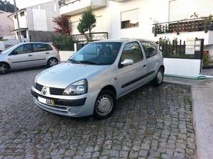 Renault Clio 1.5Dci Agosto/02 - à venda - Comerciais / Van,