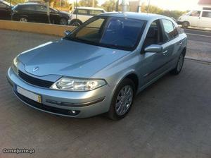 Renault Laguna v Outubro/01 - à venda - Ligeiros