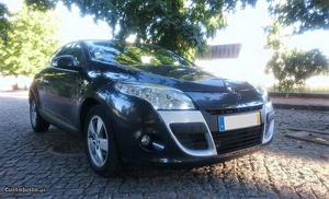 Renault Mégane 1.4 TCE 130Cv Janeiro/11 - à venda -