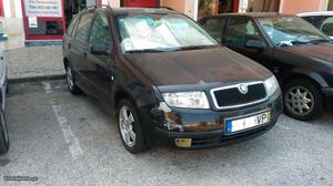 Skoda Fabia 1.4 TDI Sport Outubro/03 - à venda - Ligeiros