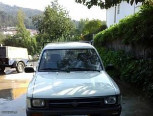 Toyota Hilux 2.4 D Janeiro/95 - à venda - Comerciais / Van,
