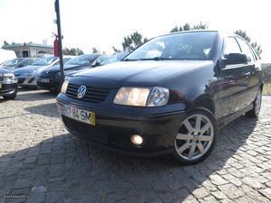 VW Polo 1.4 TDi Confort Outubro/01 - à venda - Ligeiros