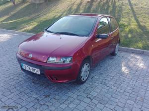 Fiat Punto 1.2 ELX 8 Valv Abril/01 - à venda - Ligeiros