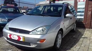 Ford Focus V Fevereiro/00 - à venda - Ligeiros