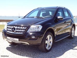 Mercedes-Benz ML 320 CDI 4-MATIC Setembro/10 - à venda -