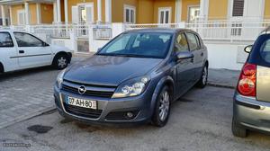 Opel Astra 1.3 5lug. 126mil km Julho/05 - à venda -