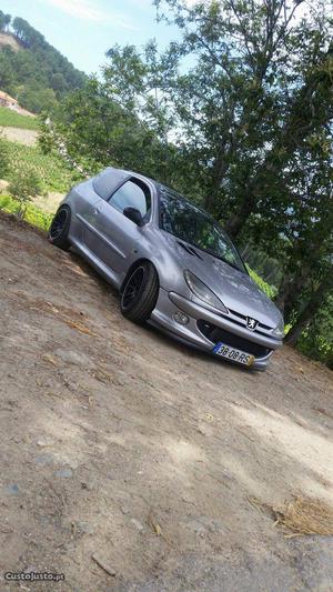 Peugeot 206 XS Maio/01 - à venda - Comerciais / Van, Vila