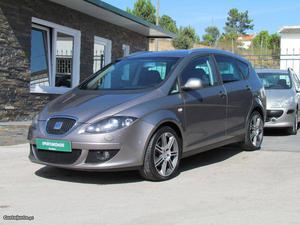 Seat Altea XL 2.0 TDi Agosto/07 - à venda - Monovolume /