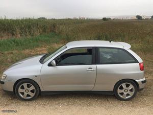 Seat Ibiza 6k Fevereiro/00 - à venda - Ligeiros