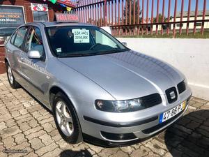 Seat Leon v sport Abril/00 - à venda - Ligeiros