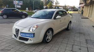 Alfa Romeo Mito LIMITED EDITION Outubro/13 - à venda -