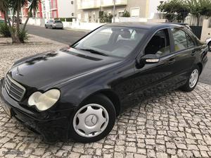 Mercedes-Benz C 200 Cdi classic Dezembro/01 - à venda -