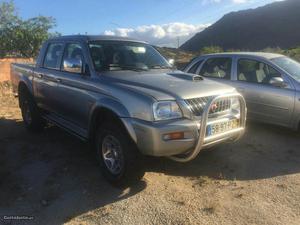 Mitsubishi Lx4 Julho/02 - à venda - Pick-up/