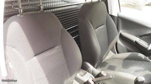 Peugeot 208 Van 1.4 Hdi 68 cv Outubro/12 - à venda -