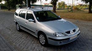 Renault Mégane 1.4 I Novembro/00 - à venda - Ligeiros