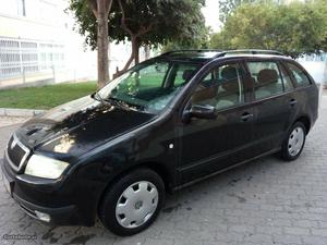 Skoda Fabia 1.4 Tdi Setembro/04 - à venda - Ligeiros