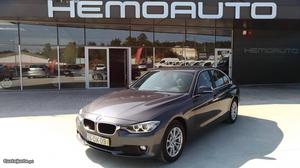 BMW 316 D Line Luxury Julho/14 - à venda - Ligeiros