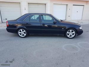 Mercedes-Benz C 180 SPORTLINE Março/97 - à venda -