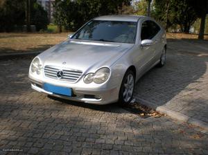 Mercedes-Benz C 220 Sport Coupé Evo Abril/01 - à venda -