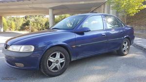 Opel Vectra 1.7TD Fevereiro/97 - à venda - Ligeiros