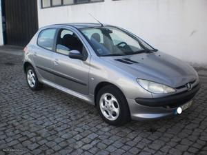 Peugeot 206 Color Line Dezembro/02 - à venda - Ligeiros